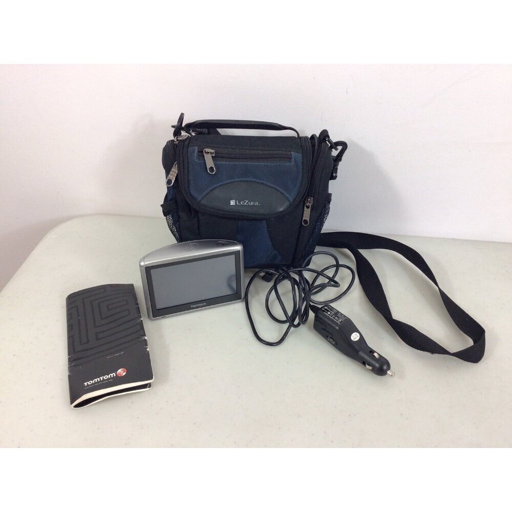 TOM TOM Gps Navigation Car Charger Bundle Lot